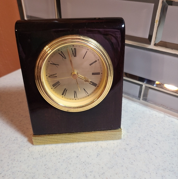 Vintage Other - Desk table top clock for sale collectible